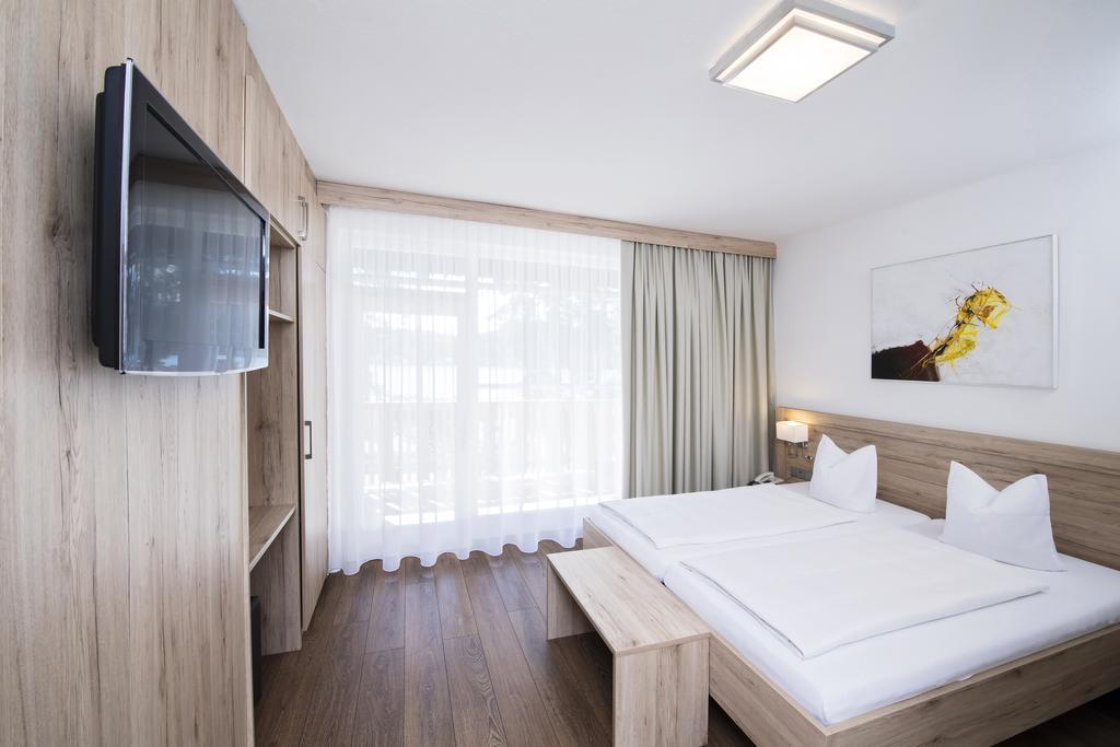 Terrassenhotel Reichmann Sankt Kanzian am Klopeiner See Exterior photo
